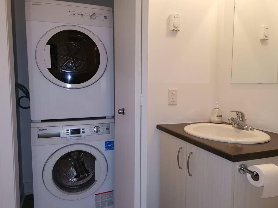 Lovely Studio In Longueuil, Near Downtown Montreal Apartment ภายนอก รูปภาพ